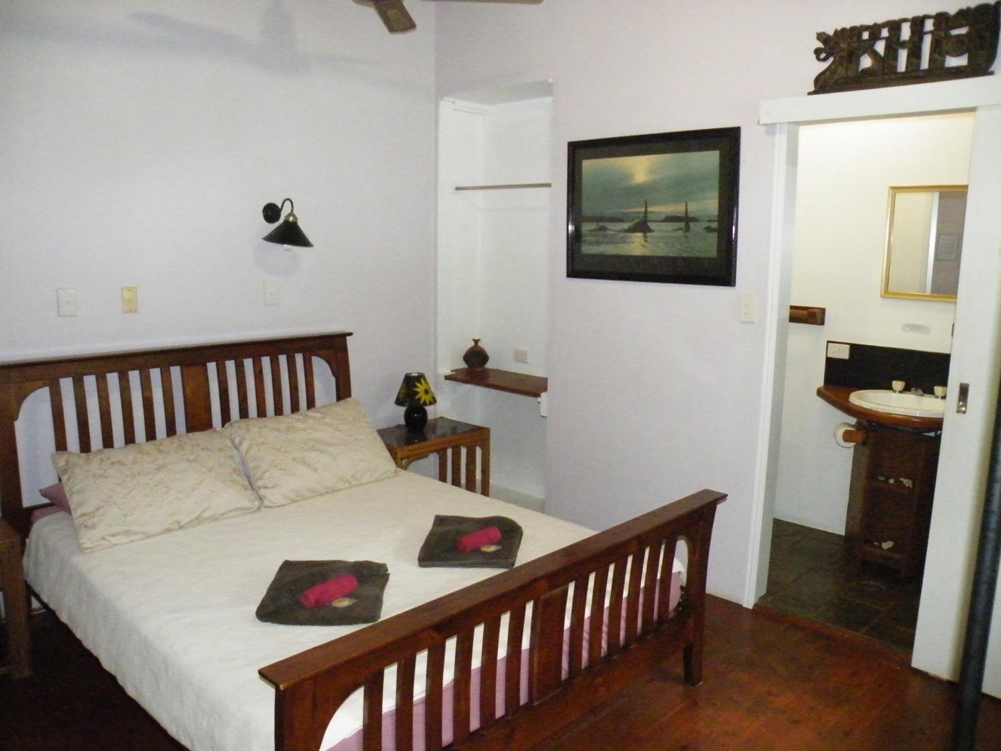 Bed & Breakfast Epiphyte 3*